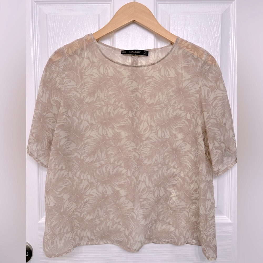 Zara Basic Women’s Sheer Tropical Monstera leaf Print blouse size S